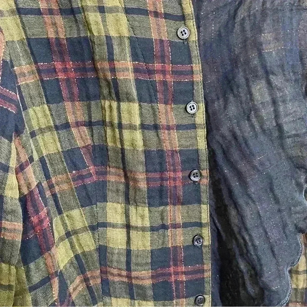 FINLEY Plaid Ruffle Button Down with Gold Thread | size small - Picture 5 of 9